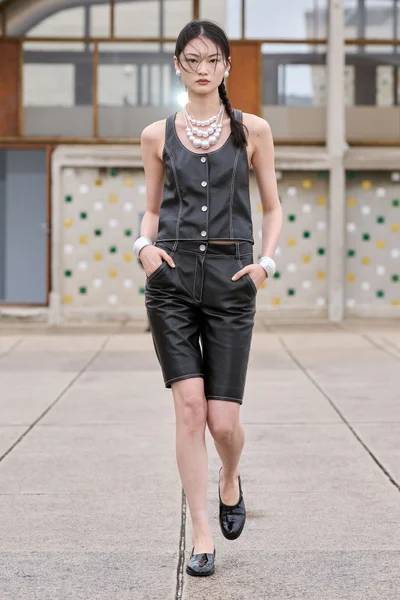 Look 14